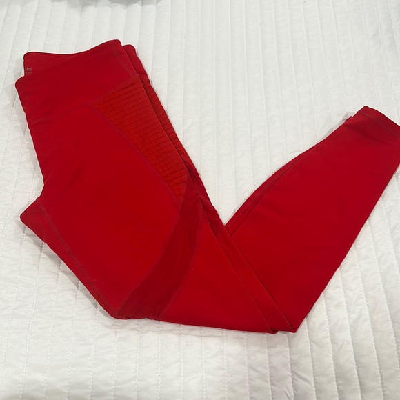 Fabletics Define PowerHold® High-Waisted Legging - Picture 1 of 3